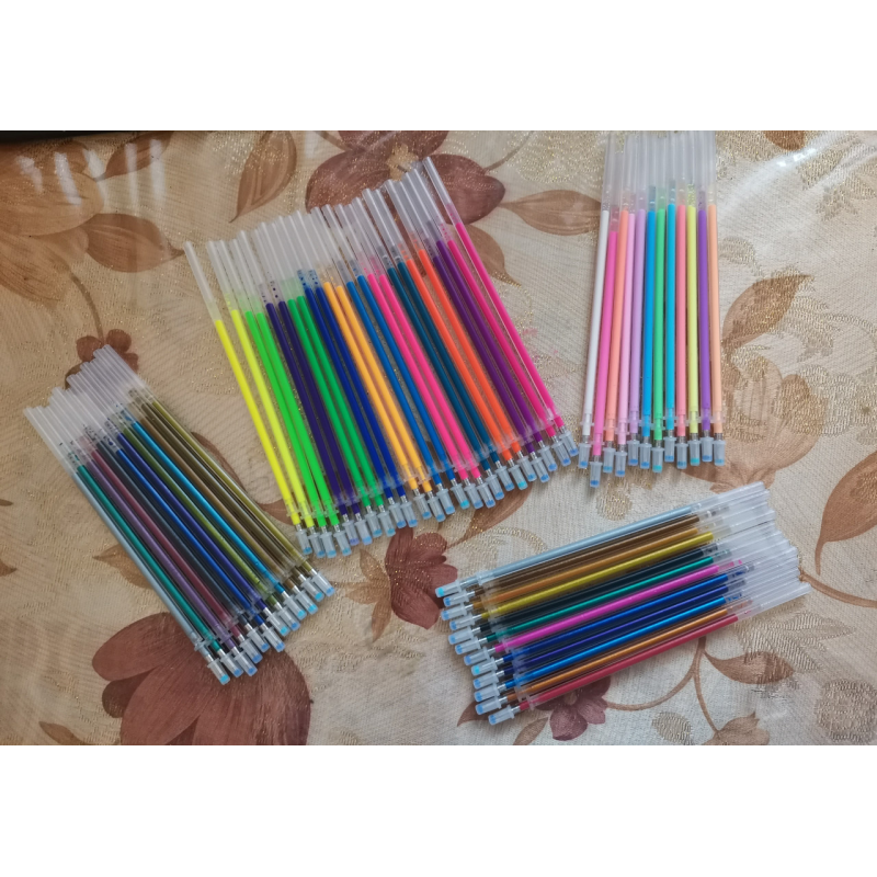 Кольорові 60шт гелеві стрижні ампулки для гелевих ручок Кольорові 60шт гелеві стрижні ампулки для гелевих ручок